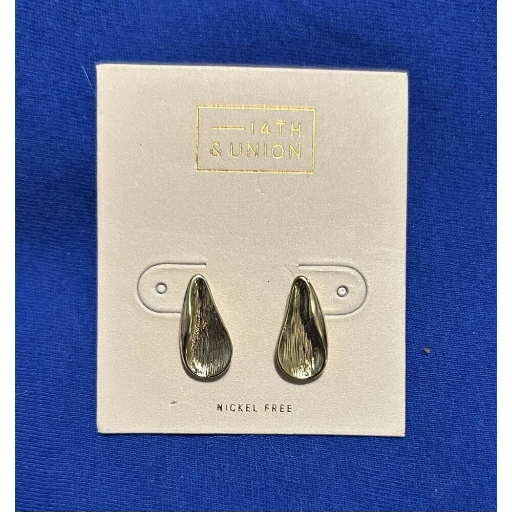 Nordstrom earrings bundle 3 pairs of earrings NWT